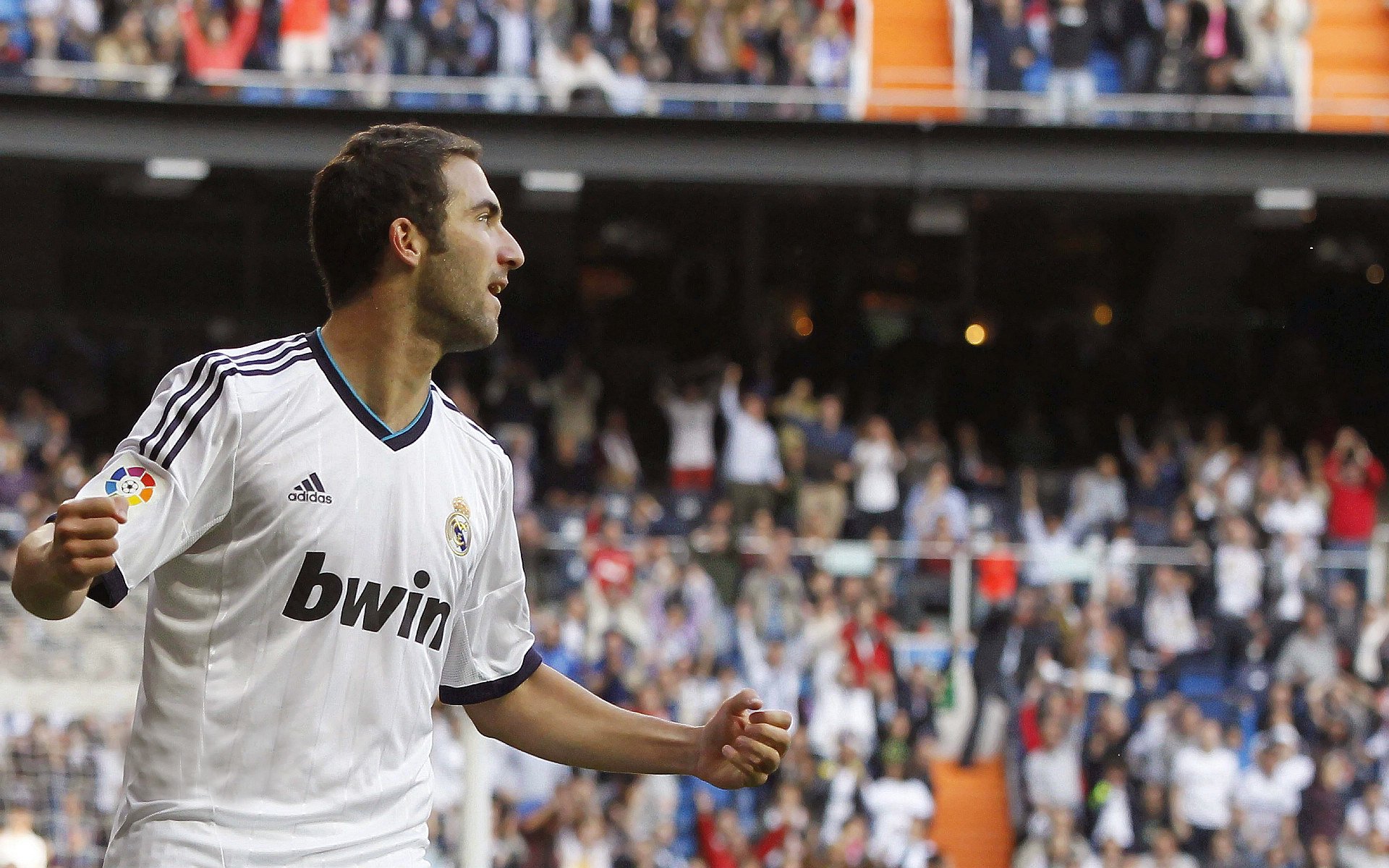 巴萨遭遇防守危机，切尔西未能突破卡拉巴赫，巴萨2_2切尔西