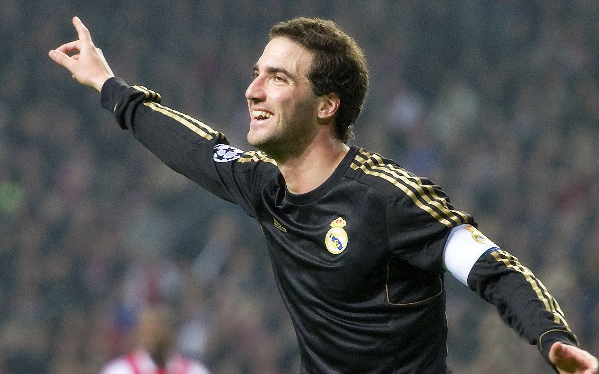 加纳足球联赛逐步恢复观察，加纳足球水平